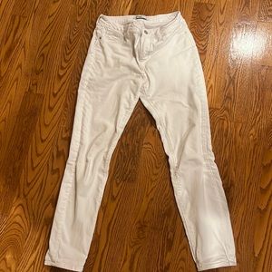White skinny denim jeans